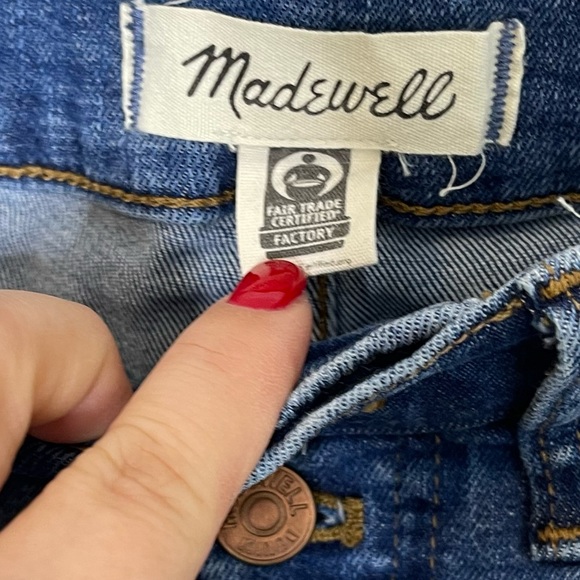 Madewell 10" High-Rise Skinny Jeans in Mackey Wash Size 27 Button-Front Edition - Picture 8 of 13